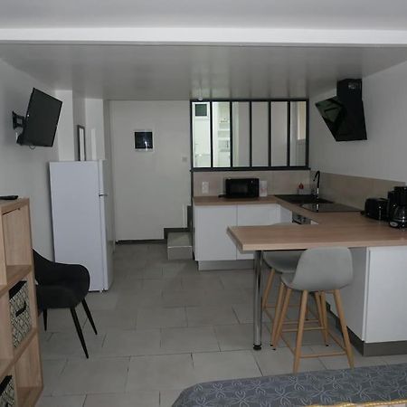 Studio Independant, Au Calme. La Roche-sur-Yon Exterior foto